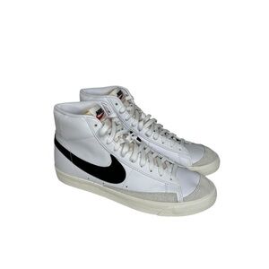 Nike Blazer Mid '77 Vintage Casual Shoe in White Black Men’s 12